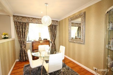 Property photo of 14 Jinkins Place Ambarvale NSW 2560
