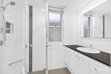 Property photo of 80/135 Macquarie Street Teneriffe QLD 4005