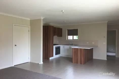 Property photo of 2/44 Donegal Avenue Traralgon VIC 3844