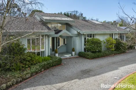 Property photo of 22 Fersfield Road Gisborne VIC 3437