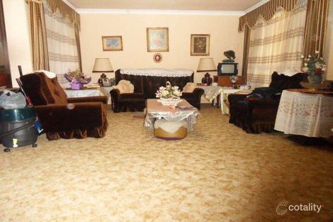 Property photo of 5 Chapman Place Wakeley NSW 2176