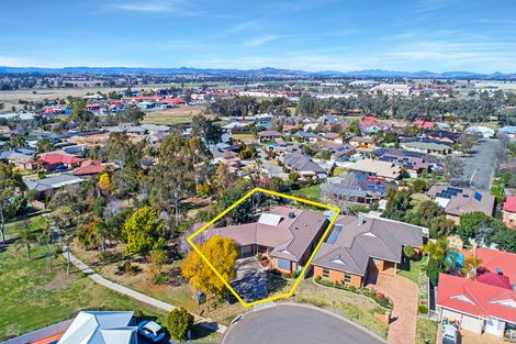 Property photo of 26 Glen Alpha Close Hillvue NSW 2340