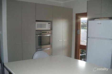 Property photo of 92 Albert Street Unanderra NSW 2526