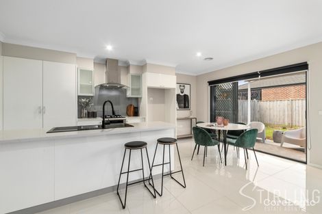 Property photo of 14 Mayflower Drive Cranbourne West VIC 3977