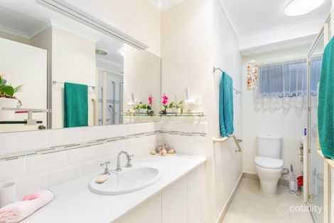 Property photo of 5 Boronia Crescent Strathdale VIC 3550
