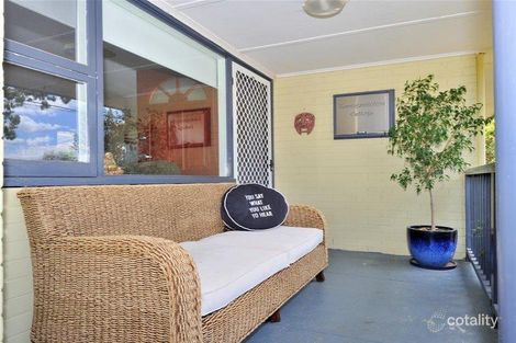 Property photo of 22 Wagoora Way Koongamia WA 6056