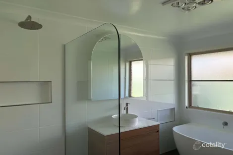 Property photo of 1 Shepherd Grove Emerald QLD 4720