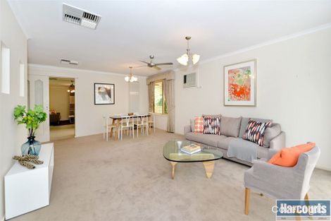 Property photo of 13 The Glade Aberfoyle Park SA 5159