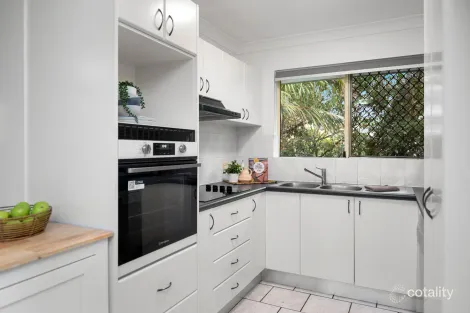 Property photo of 13/120 Pembroke Road Coorparoo QLD 4151