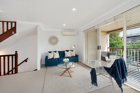 Property photo of 2/25 View Street Mount Gravatt East QLD 4122