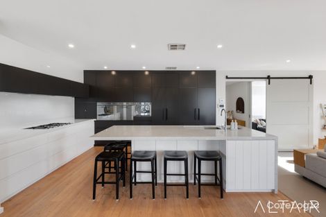 Property photo of 14 Bev Lawson Street Casey ACT 2913
