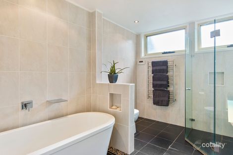 Property photo of 124 Barrenjoey Road Mona Vale NSW 2103