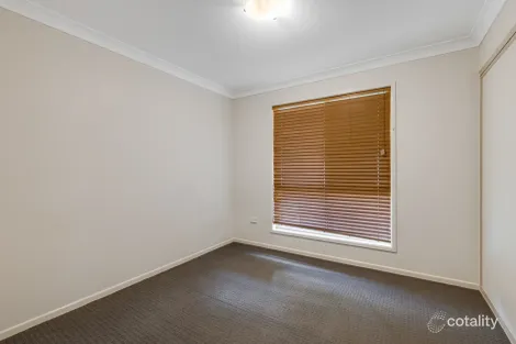 Property photo of 19 Chelwyn Street Middle Ridge QLD 4350