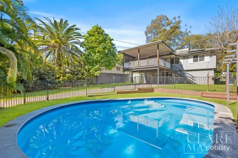 Property photo of 44 Cairns Road Camira QLD 4300