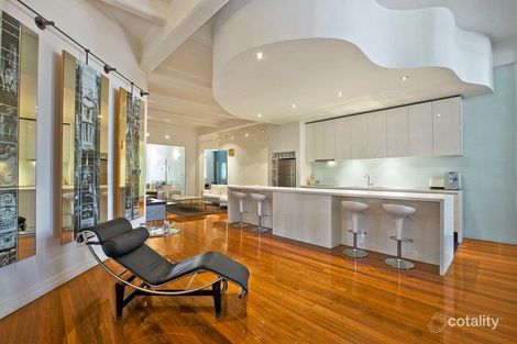 Property photo of 4/30 Oliver Lane Melbourne VIC 3000