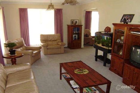 Property photo of 5 Proud Terrace Flora Hill VIC 3550