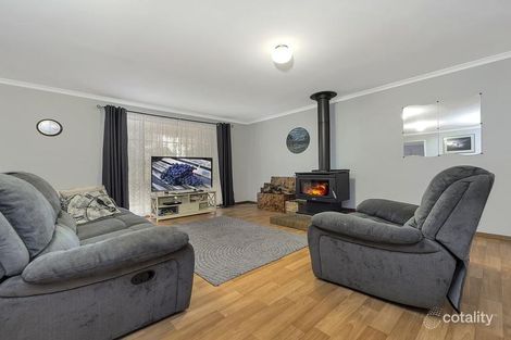 Property photo of 4 David Scott Court Williamstown SA 5351