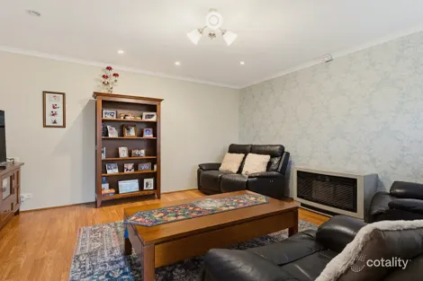 Property photo of 16 Derek Crescent Morphett Vale SA 5162