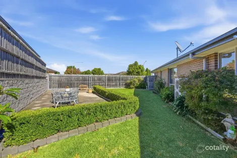 Property photo of 28 Gallina Drive Spring Farm NSW 2570