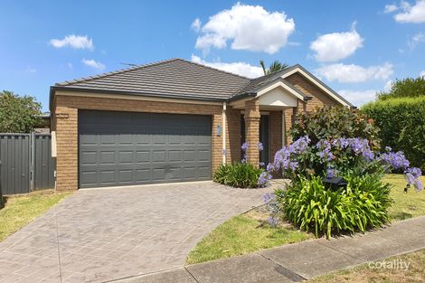 Property photo of 2 Manifera Close Manor Lakes VIC 3024