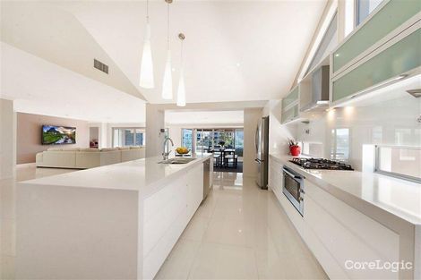 Property photo of 36 River Crescent Broadbeach Waters QLD 4218