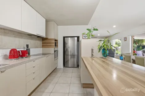 Property photo of 1/45 Robert Street Labrador QLD 4215