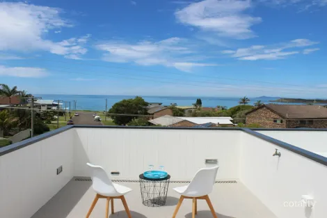 Property photo of 21 Ocean Drive Wallabi Point NSW 2430