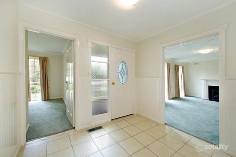Property photo of 1 Erskine Ridge Mooroolbark VIC 3138
