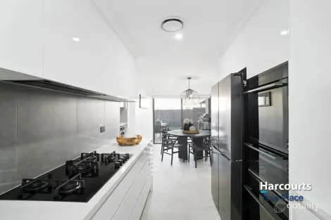Property photo of 28 Australis Drive Ropes Crossing NSW 2760