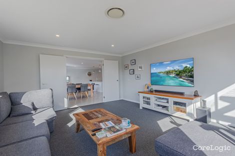 Property photo of 22 Governors Parade Windradyne NSW 2795