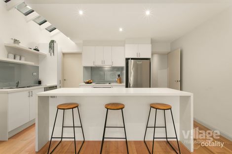 Property photo of 6 Emma Street Seddon VIC 3011