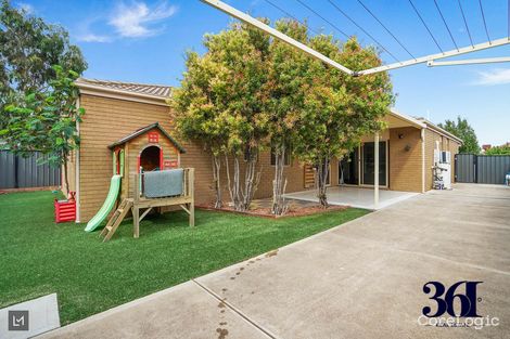 Property photo of 8 Ockley Chase Derrimut VIC 3026