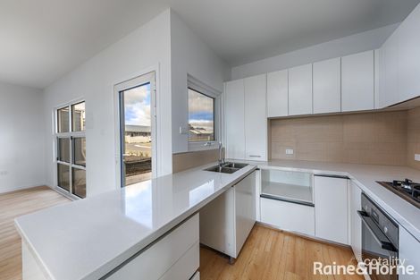 Property photo of 9 Hurst Drive New Gisborne VIC 3438