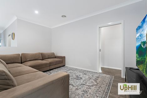 Property photo of 10 Corroboree Street Clyde North VIC 3978