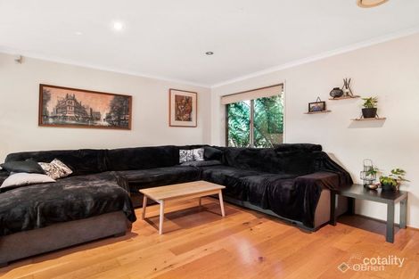 Property photo of 17 Bangalay Place Berwick VIC 3806