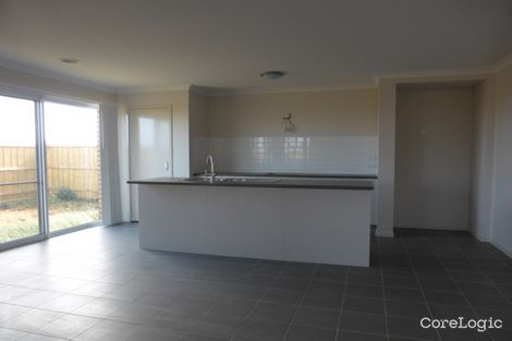 Property photo of 66 Seagrass Crescent Point Cook VIC 3030