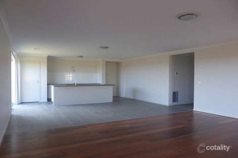 Property photo of 66 Seagrass Crescent Point Cook VIC 3030