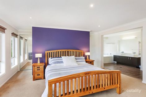 Property photo of 33 Monarchy Way Narara NSW 2250