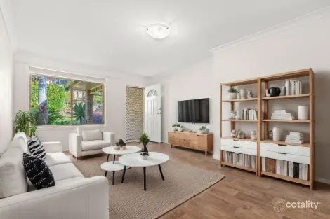 Property photo of 16 Beveridge Drive Green Point NSW 2251