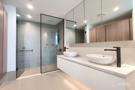 Property photo of 2008/23 Mackenzie Street Melbourne VIC 3000