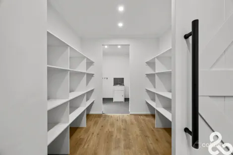 Property photo of 4 Delaware Road Craigieburn VIC 3064