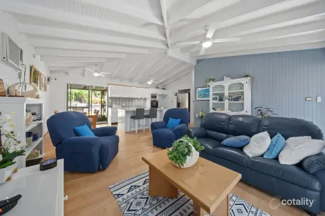 Property photo of 33 Meadow Court Doonan QLD 4562