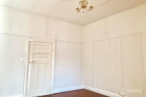 36 Marlboro Rd, Swan View, WA 6056