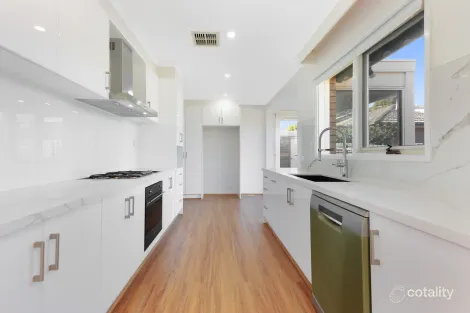 Property photo of 1/20 Fordham Avenue Camberwell VIC 3124
