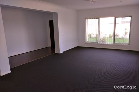 Property photo of 15 Carberry Drive Clyde North VIC 3978