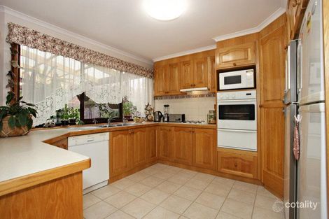 Property photo of 78 Avebury Drive Berwick VIC 3806