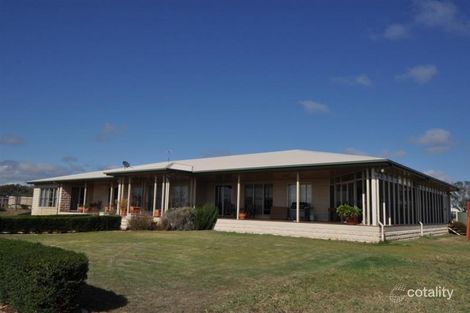 3 Beauaraba Rd, Biddeston, QLD 4401