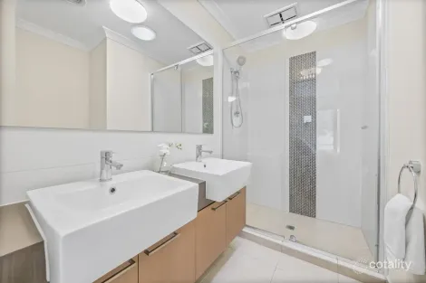 Property photo of 13 Birchmore Road Wollert VIC 3750