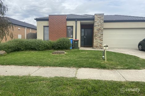37 Maidenhair Dr, Wallan, VIC 3756
