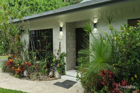 Property photo of 17 Elizabeth Close Bamboo QLD 4873
